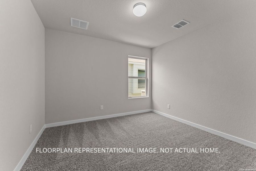 Spacious, unfurnished interior of a new home in Jordan's Ranch, San Antonio (Image 15).