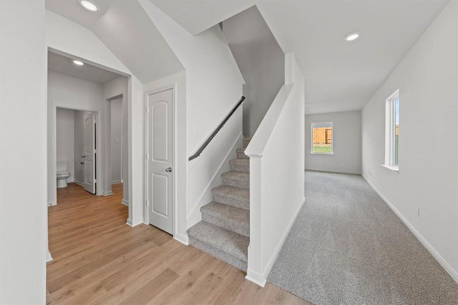 Spacious, unfurnished interior of a new home in Big Sky Estates, Ponder (Image 9).