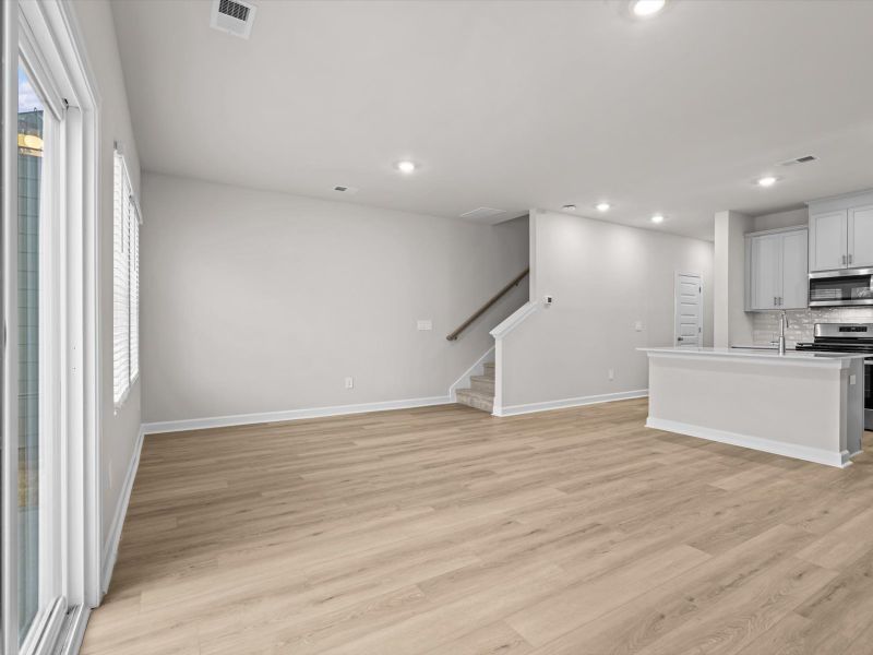 Spacious, unfurnished interior of a new home in Crossing at Abner Creek Townes, Greer (Image 11).