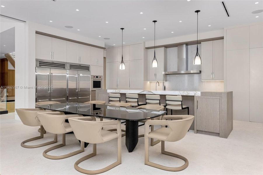 Furnished interior view inside a new home in , Fort Lauderdale (Image 8).