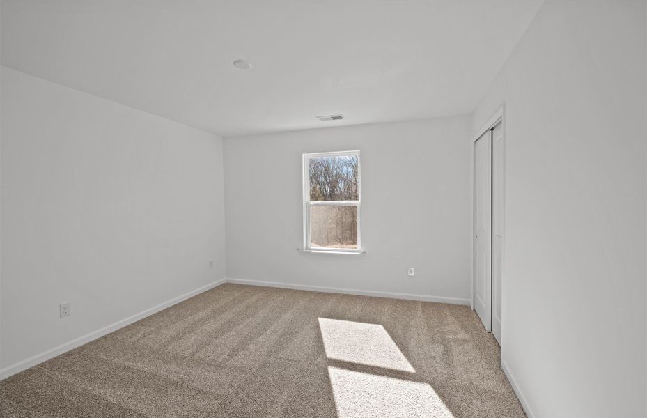 Spacious, unfurnished interior of a new home in Parkside Crossing, Charlotte (Image 40).