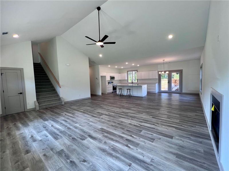 Spacious, unfurnished interior of a new home in , Monroe (Image 24).