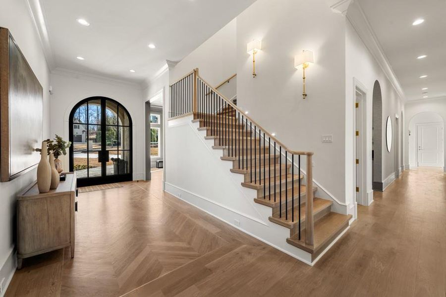Spacious, unfurnished interior of a new home in , Milton (Image 98).