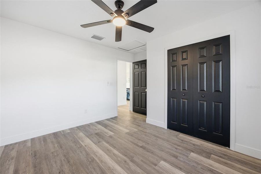 Spacious, unfurnished interior of a new home in , Ocala (Image 33).