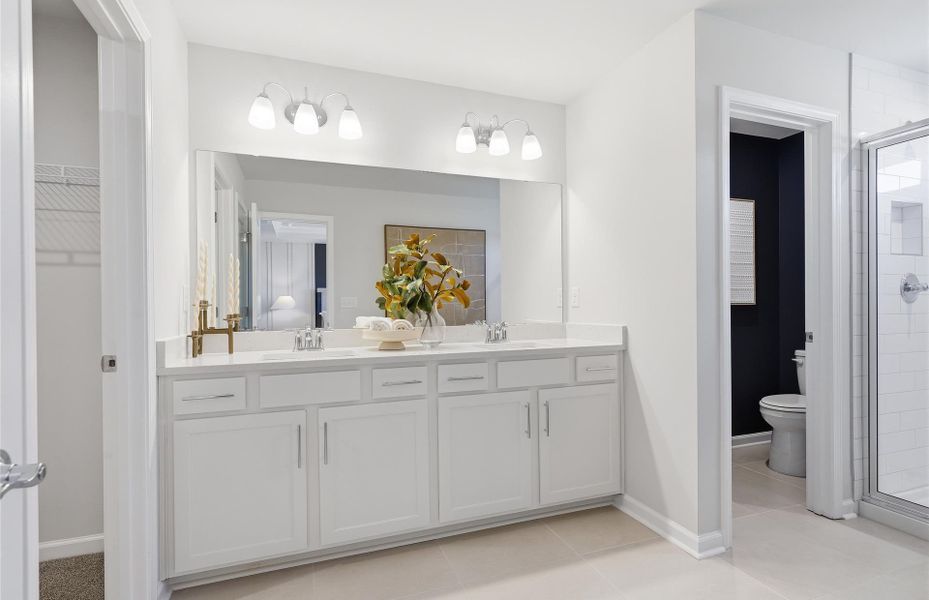 Representative furnished interior of a home built from the Valen by Pulte Homes in Harrington, Greenville (Image 12).
