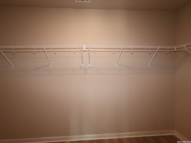 Spacious, unfurnished interior of a new home in Jordan's Ranch, San Antonio (Image 26).