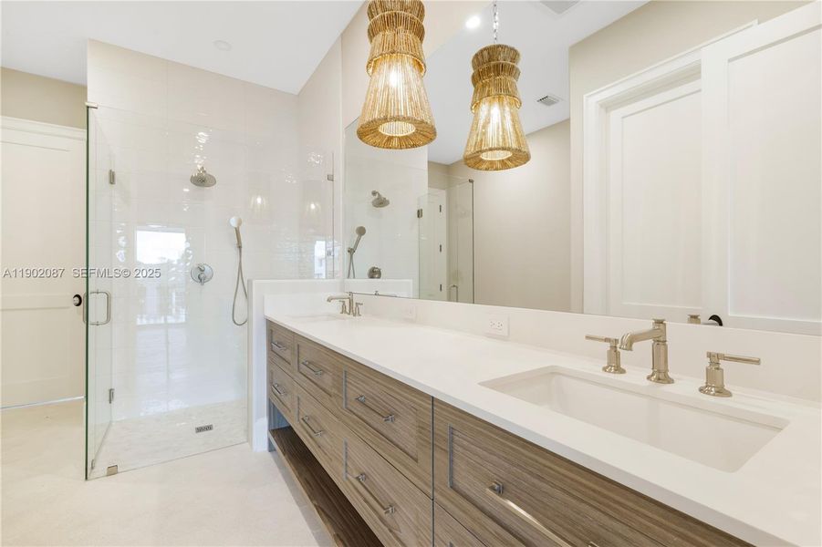 Furnished interior view inside a new home in , Fort Lauderdale (Image 14). Furnished interior view inside a new home in , Fort Lauderdale (Image 14).