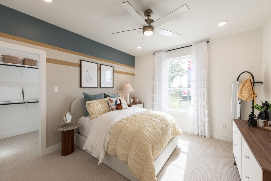 Representative furnished interior of a home built from the Hawk by Tri Pointe Homes in Sienna 45', Missouri City (Image 36). Representative furnished interior of a home built from the Hawk by Tri Pointe Homes in Sienna 45', Missouri City (Image 36).