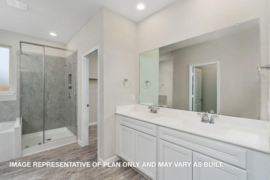 Furnished interior view inside a new home in River Ranch Estates, Dayton (Image 5).