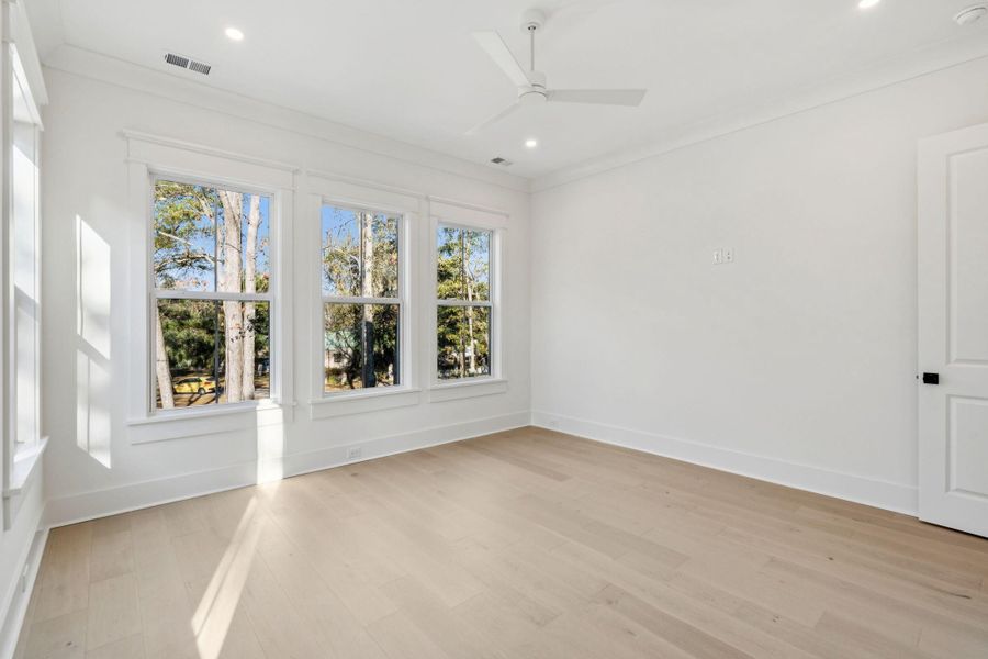 Spacious, unfurnished interior of a new home in , Mount Pleasant (Image 40).