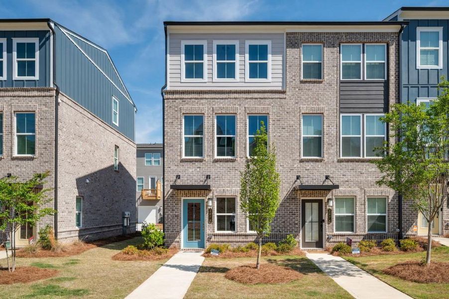 Image 28 of a home in .