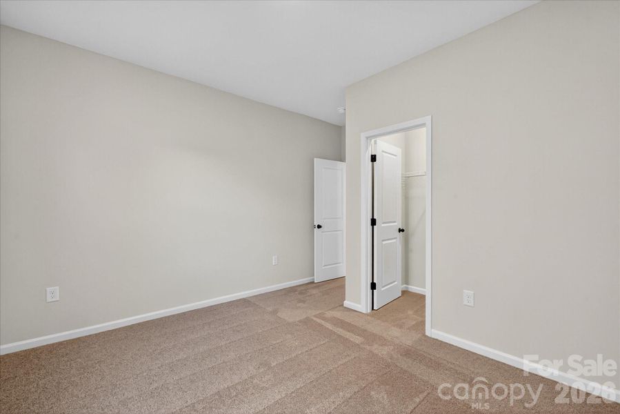 Spacious, unfurnished interior of a new home in Knights Bridge, Richburg (Image 14).