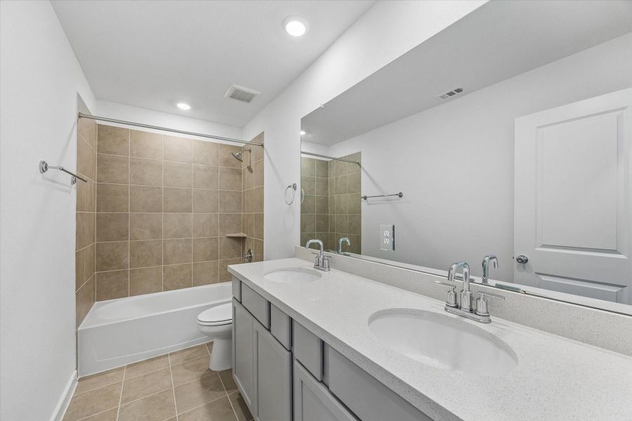 Furnished interior view inside a new home in Bridge Creek 45s and 50s, Cypress (Image 29).