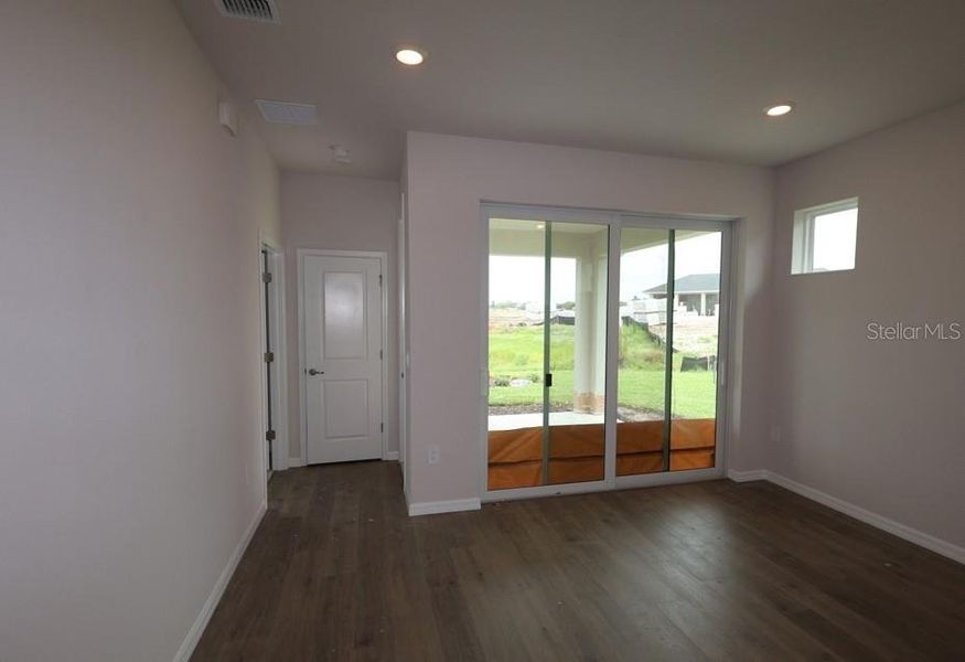 Spacious, unfurnished interior of a new home in Gracewater at Sarasota, Sarasota (Image 8). Spacious, unfurnished interior of a new home in Gracewater at Sarasota, Sarasota (Image 8).