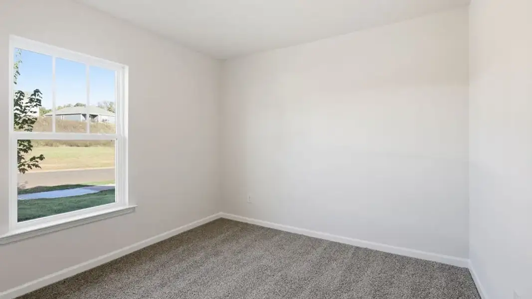 Spacious, unfurnished interior of a new home in Cedar Gap, Fountain Inn (Image 15).