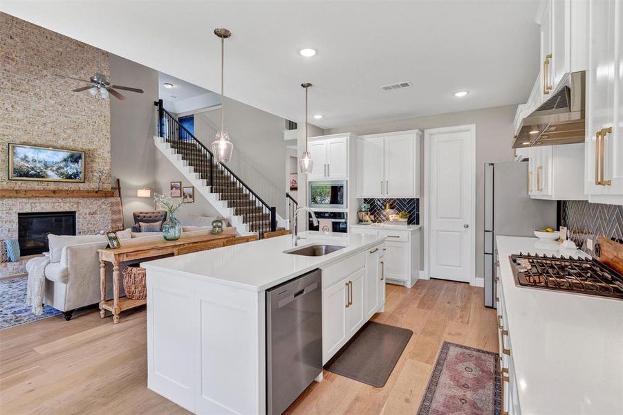 Furnished interior view inside a new home in , Newark (Image 13).