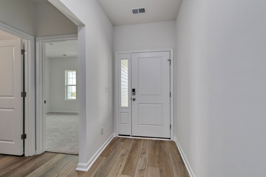 Spacious, unfurnished interior of a new home in Garden Grove, Conway (Image 20). Spacious, unfurnished interior of a new home in Garden Grove, Conway (Image 20).