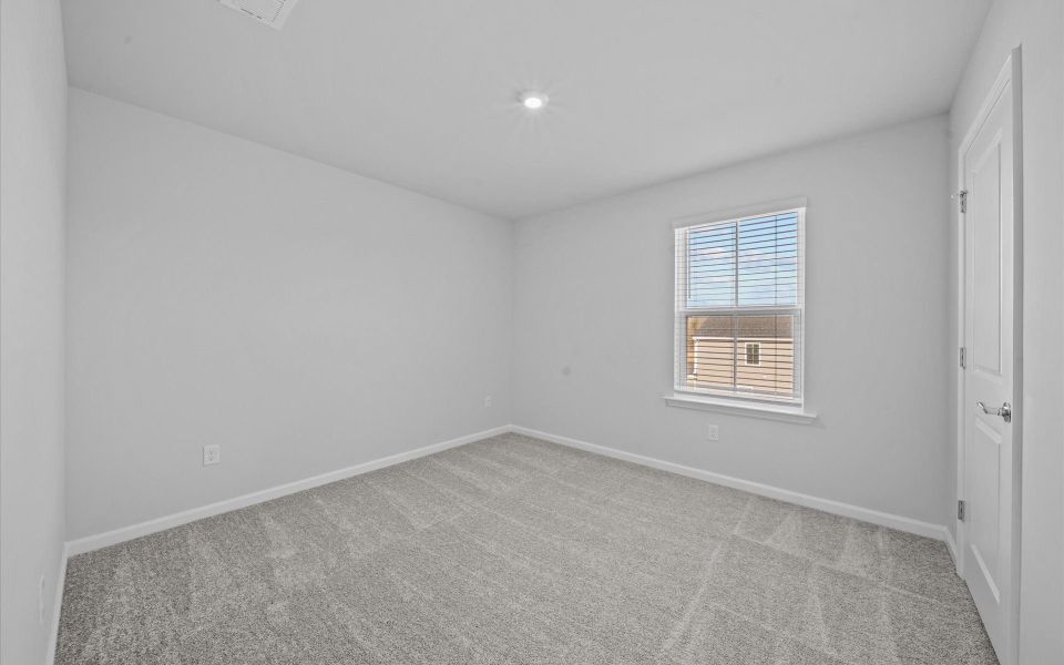 Spacious, unfurnished interior of a new home in Crestview, Spartanburg (Image 20). Spacious, unfurnished interior of a new home in Crestview, Spartanburg (Image 20).