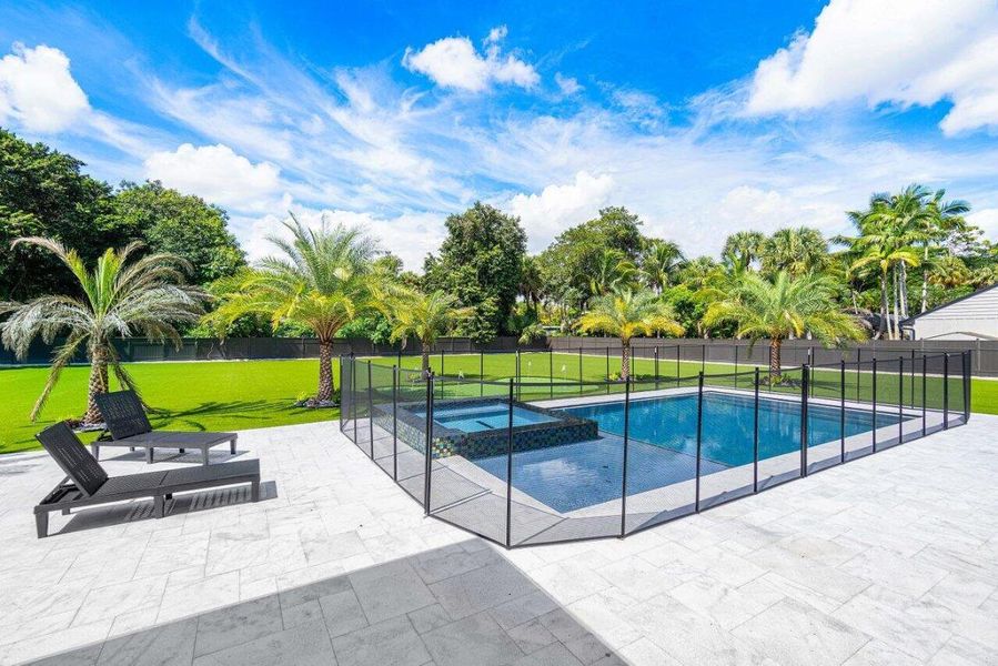 039-221MilestoneWay-WestPalmBeach-FL-334 039-221MilestoneWay-WestPalmBeach-FL-334