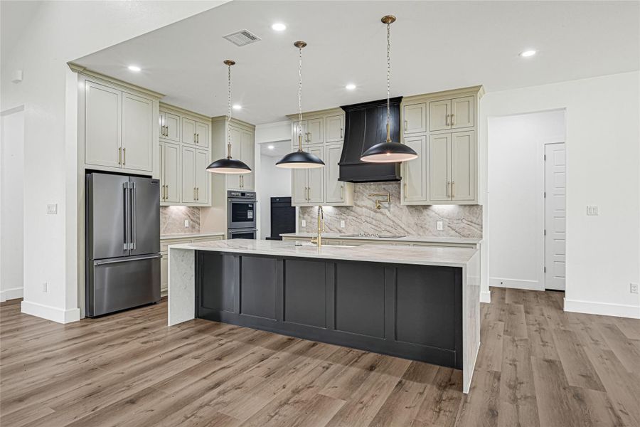 Furnished interior view inside a new home in , Conroe (Image 7).