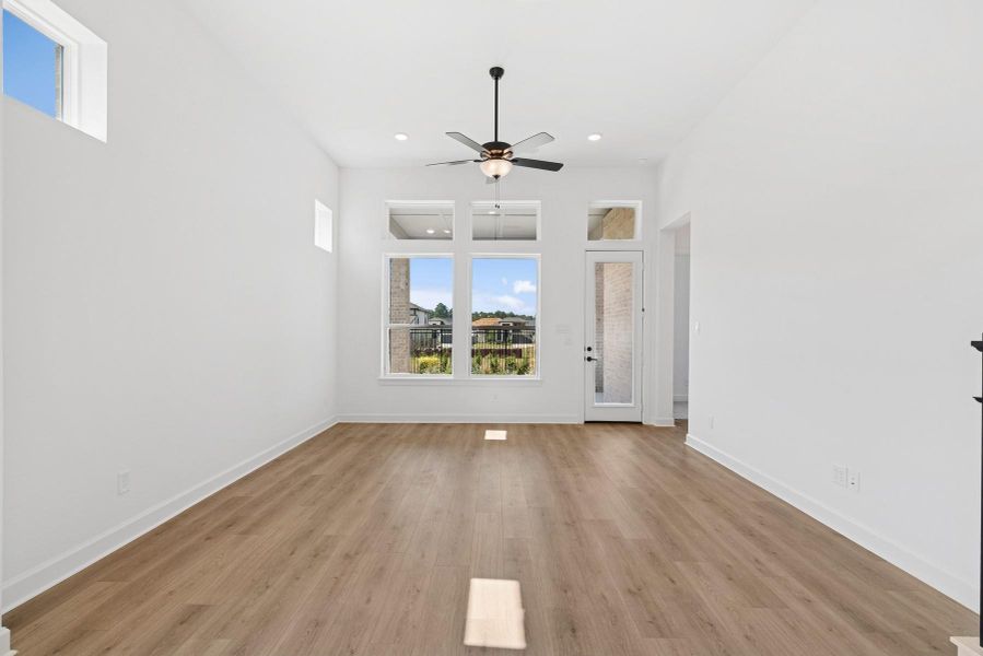 Spacious, unfurnished interior of a new home in ARTAVIA 45' Homesites, Conroe (Image 24).