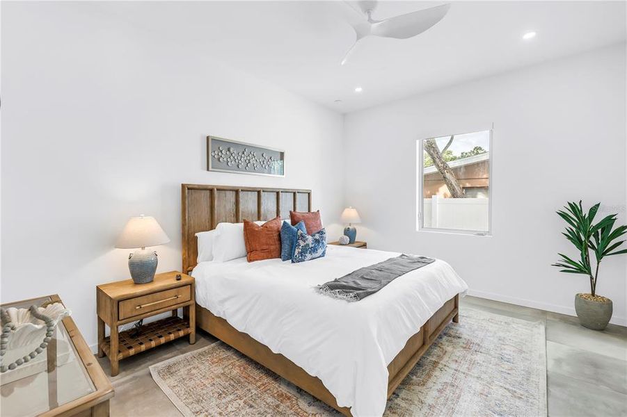 Furnished interior view inside a new home in , Sarasota (Image 18).