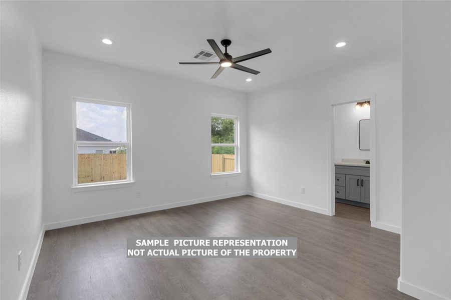 Spacious, unfurnished interior of a new home in , Willis (Image 27).