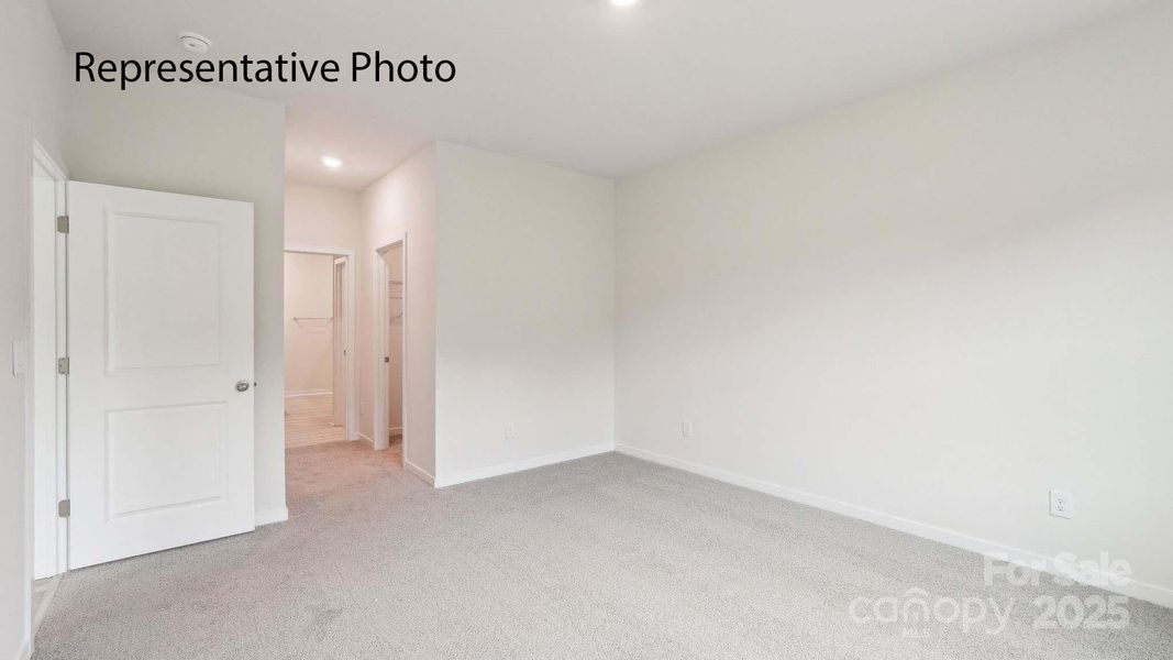 Spacious, unfurnished interior of a new home in Clark Creek Landing, Lincolnton (Image 20).