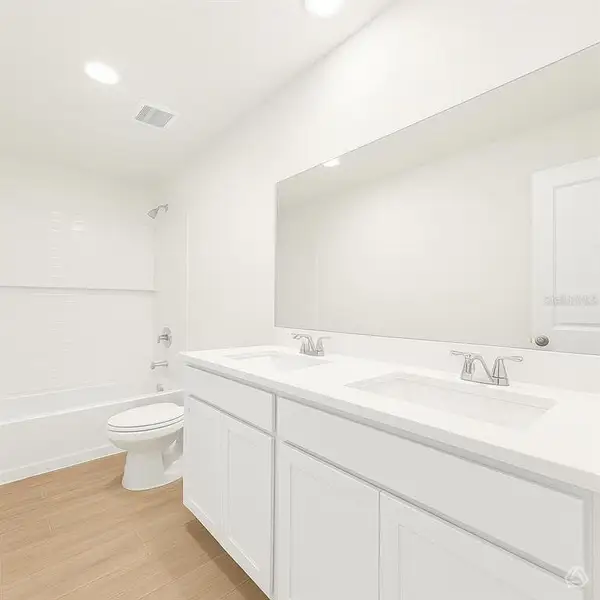 Image 16 of a home in .