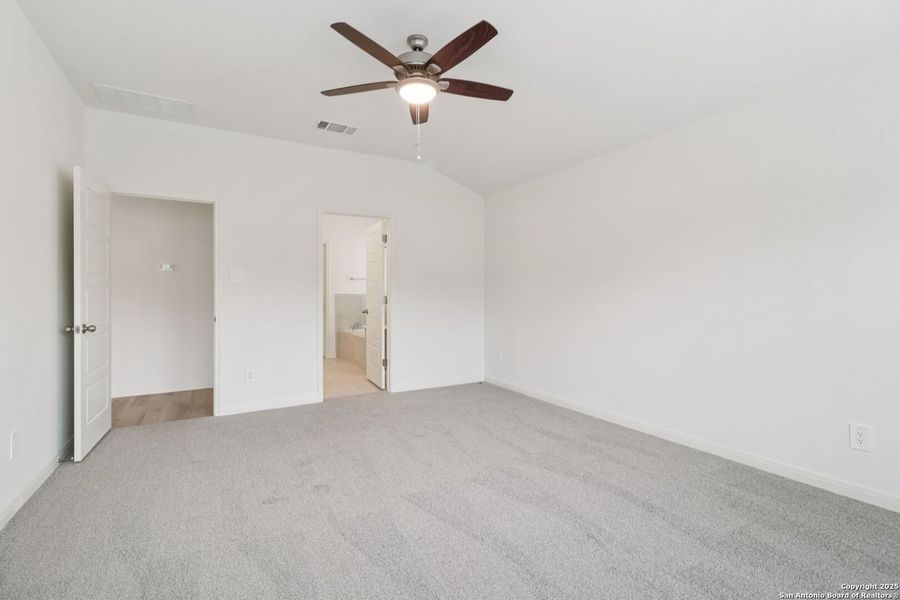 Spacious, unfurnished interior of a new home in , San Antonio (Image 40). Spacious, unfurnished interior of a new home in , San Antonio (Image 40).