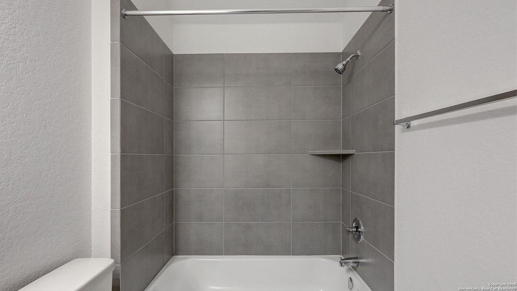 Image 32 of a home in Arcadia Ridge 50'. Image 32 of a home in Arcadia Ridge 50'.