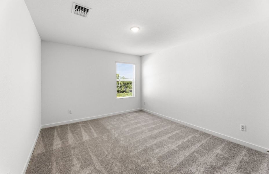 Spacious, unfurnished interior of a new home in Sonterra, Jarrell (Image 33).