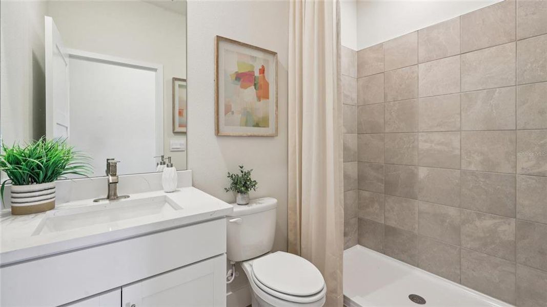 Furnished interior view inside a new home in Briarwood, Alachua (Image 19).