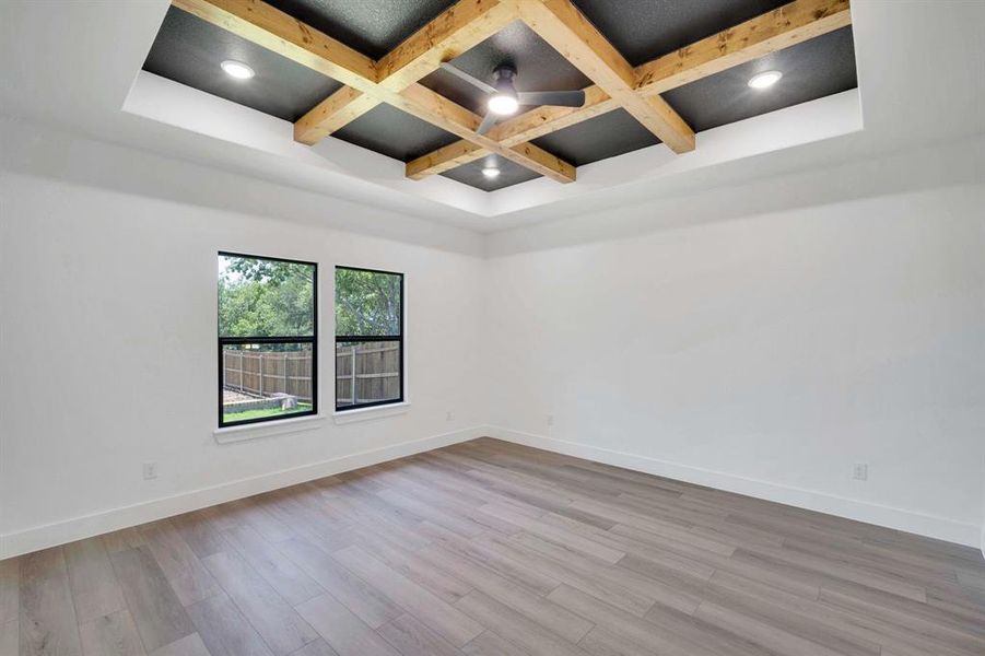 Spacious, unfurnished interior of a new home in , Hillsboro (Image 24).