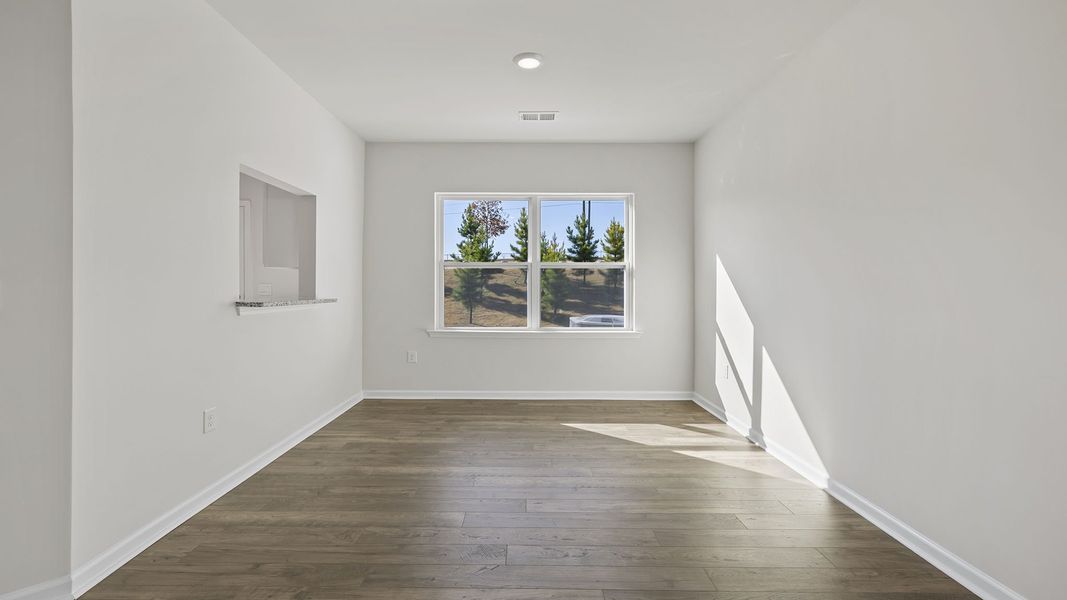 Spacious, unfurnished interior of a new home in Brookside Ridge Townhomes, Greer (Image 17).