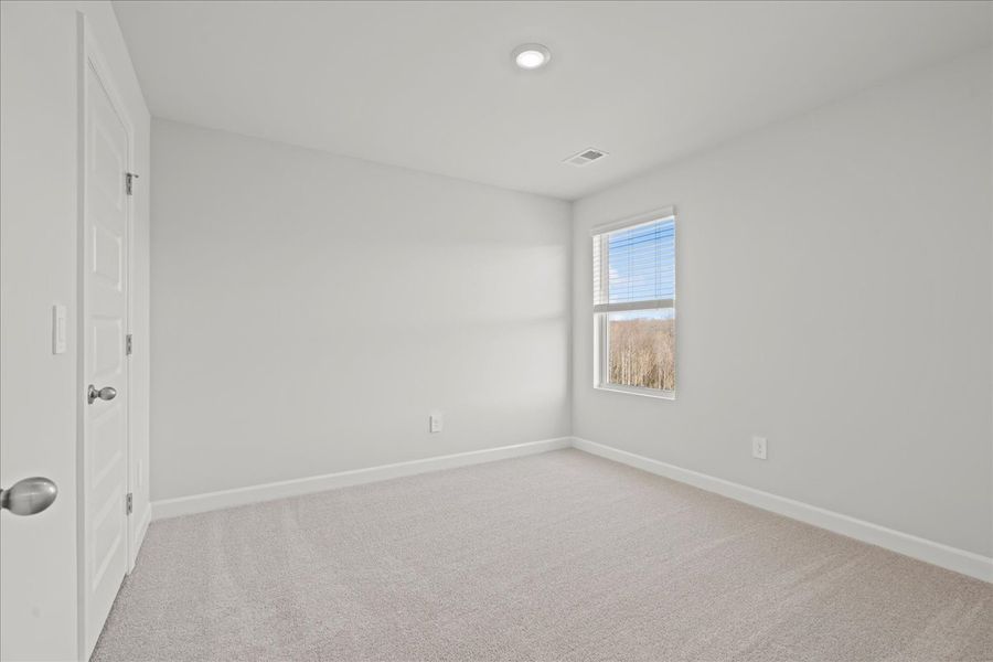 Spacious, unfurnished interior of a new home in Creek Ridge - Signature Collection, Spartanburg (Image 17). Spacious, unfurnished interior of a new home in Creek Ridge - Signature Collection, Spartanburg (Image 17).