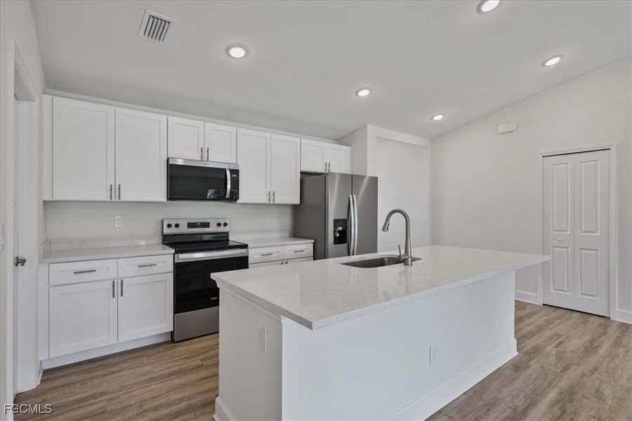 Furnished interior view inside a new home in Cape Coral, Cape Coral (Image 10).