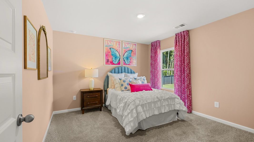 Representative furnished interior of a home built from the Halton by D.R. Horton in Jackson Landing, Jefferson (Image 58).