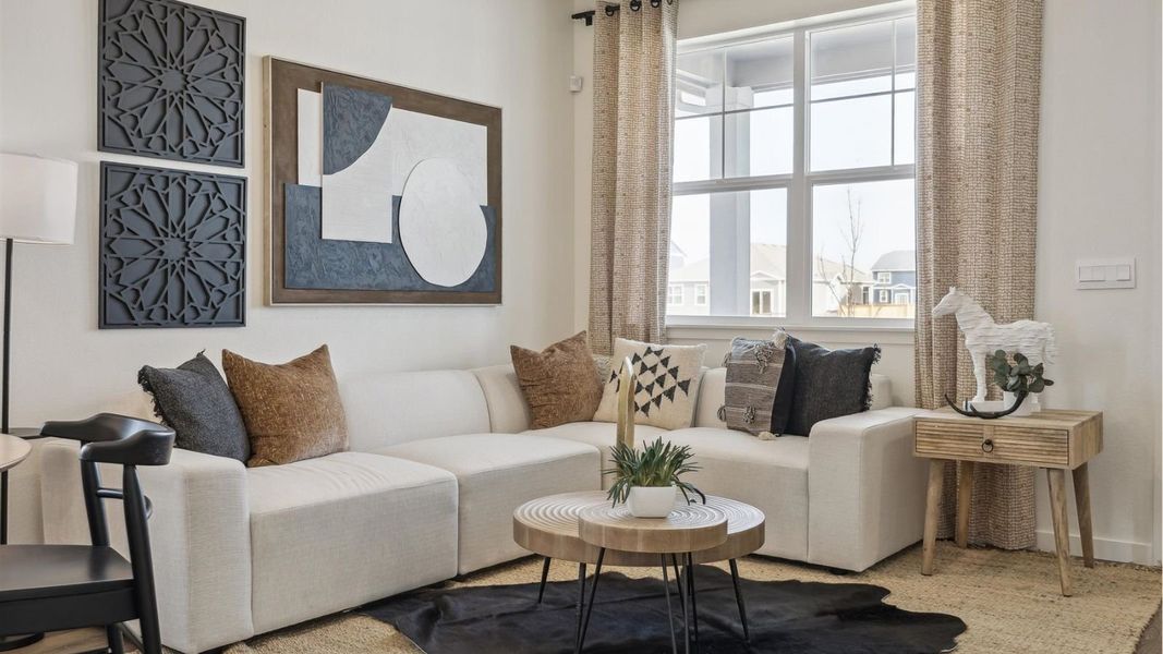 Furnished interior view inside a new home in Settlers Crossing, Commerce City (Image 6).