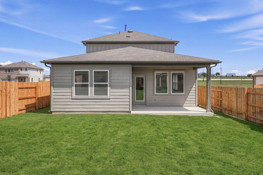 Exterior details and patio area of a home in Sunfield, Buda (Image 15).