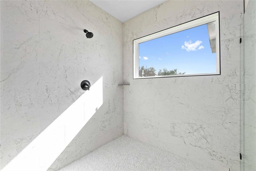 Image 38 of a home in .