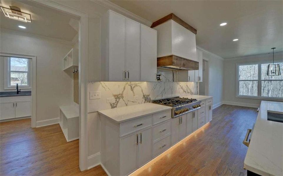 Furnished interior view inside a new home in , Clarkesville (Image 39).