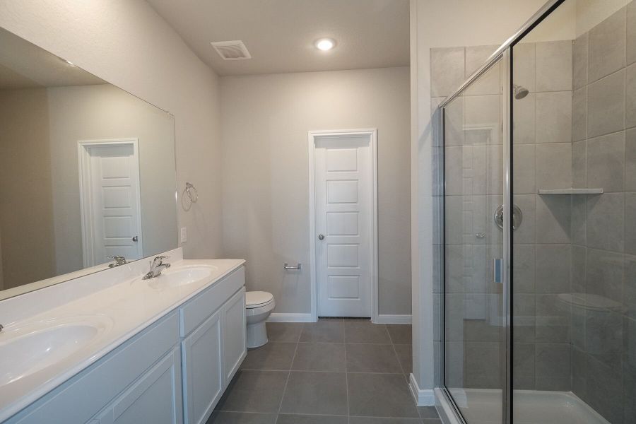 Owner's Bathroom