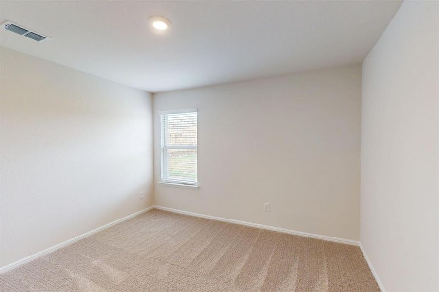 Spacious, unfurnished interior of a new home in Kings Way, Denton (Image 25).