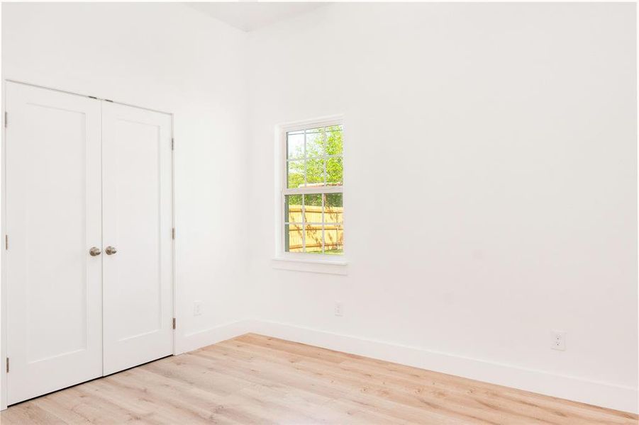 Spacious, unfurnished interior of a new home in , Bridgeport (Image 17).