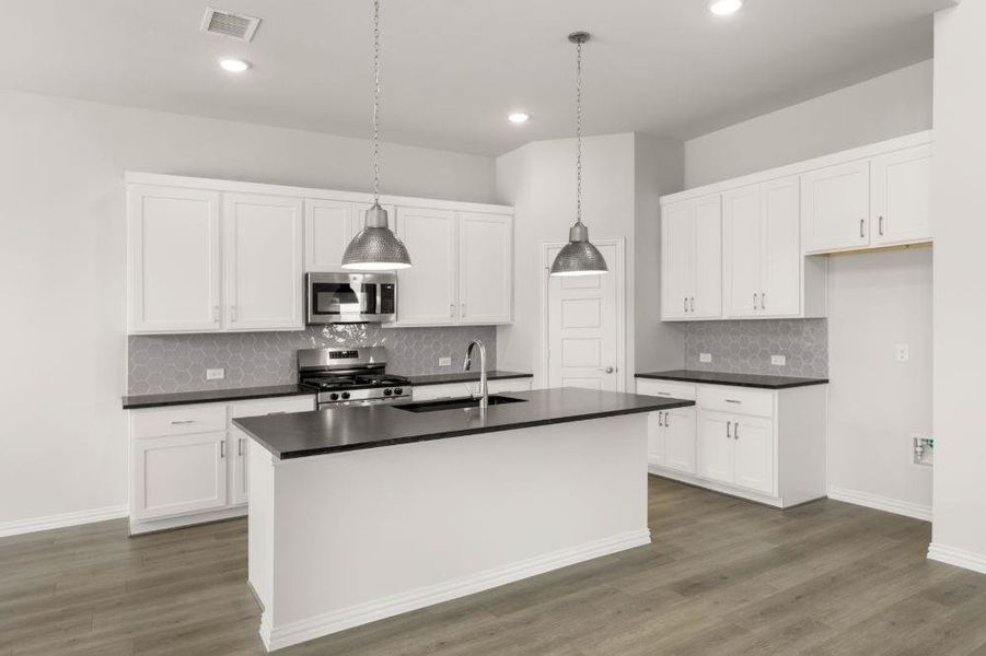 27. 252 Bright Alcove - Kitchen (2) 27. 252 Bright Alcove - Kitchen (2)