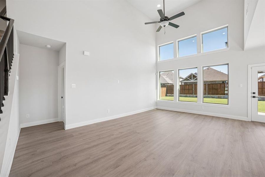 Spacious, unfurnished interior of a new home in Creekshaw – Classic, Royse City (Image 32). Spacious, unfurnished interior of a new home in Creekshaw – Classic, Royse City (Image 32).