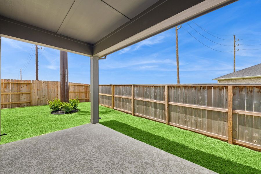 Representative exterior details of a home built from the The Woodlee by David Weekley Homes in The Grand Prairie 40’, Hockley (Image 2). Representative exterior details of a home built from the The Woodlee by David Weekley Homes in The Grand Prairie 40’, Hockley (Image 2).