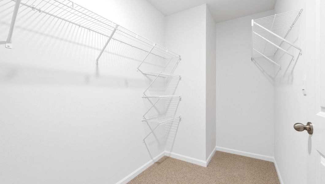 Spacious, unfurnished interior of a new home in Lakestone, Woodruff (Image 28).