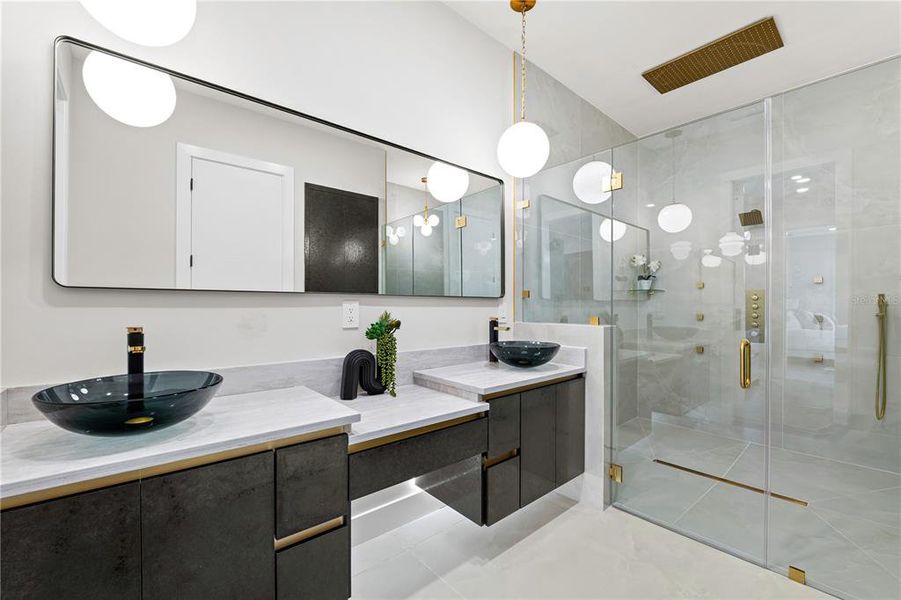 Furnished interior view inside a new home in , Tampa (Image 43).